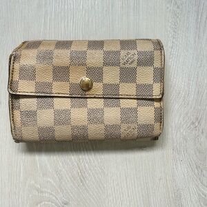 Louis Vuitton Damier Azur Sarah Wallet 2007 Long Wallet Snap Closure